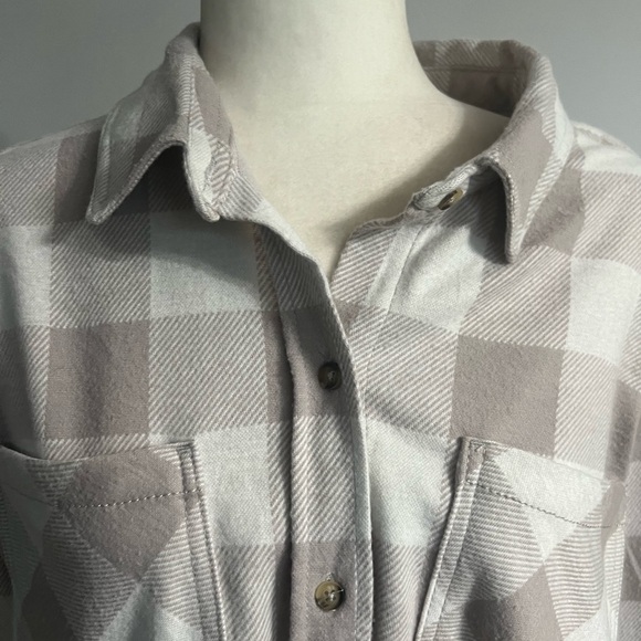 NWT-Casacabana, Women’s Flannel with Matching Hair Tie - Picture 2 of 6